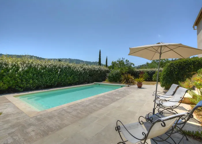 Villa Neoulaise 12 Couchages